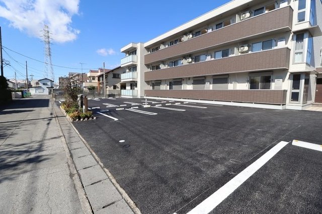 駐車場　敷地内駐車スペース