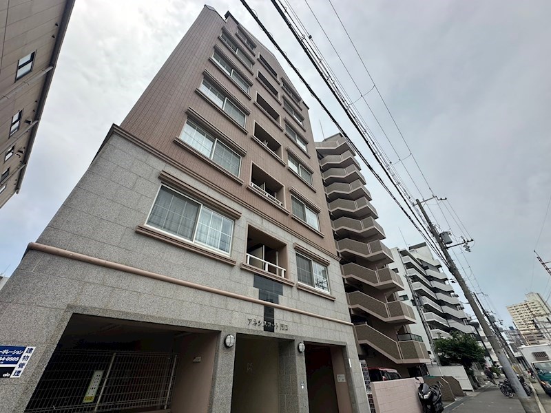神戸市兵庫区門口町のマンションの建物外観