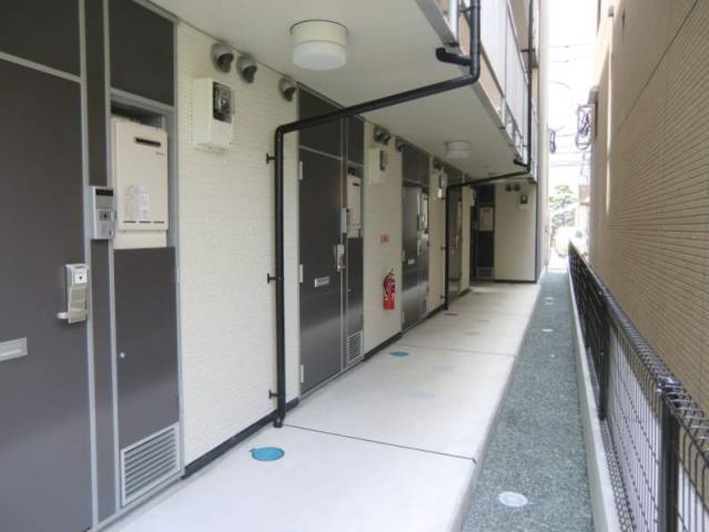 エントランス　駐車場