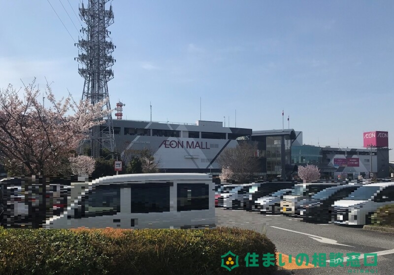 【岡崎市上和田町のマンションのショッピングセンター】