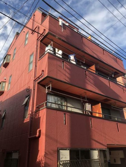 横浜市鶴見区向井町のマンションの建物外観