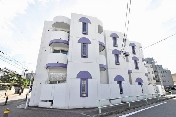 名古屋市天白区平針のマンションの建物外観