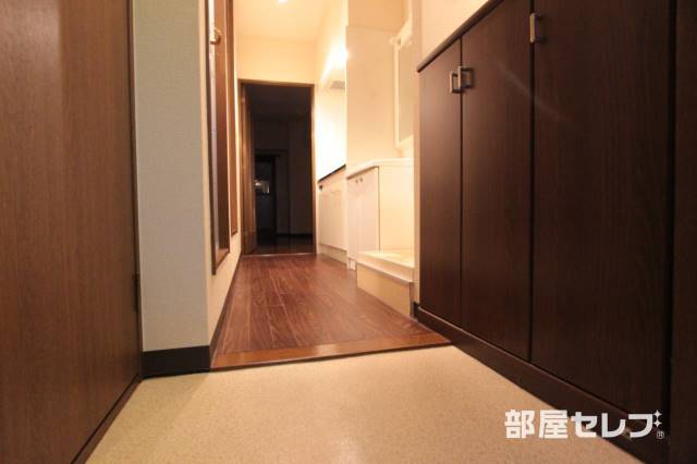 玄関　靴もたくさん入りますね