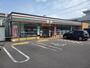 コンビニ　セブンイレブン 高知若草町店（コンビニ）まで882m