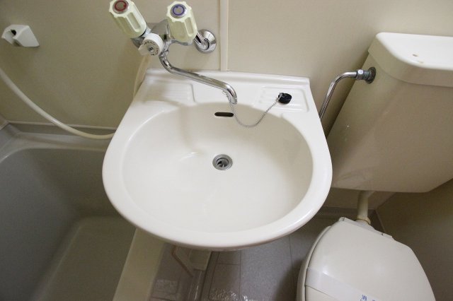 洗面設備　同物件、別号室のものです。
