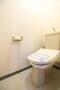 トイレ　水周り広々しています。