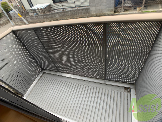 バルコニー　お天気のいい日はバルコニーで洗濯物も干せますよ。