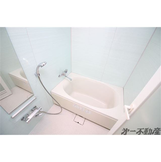 バス・シャワールーム　浴室