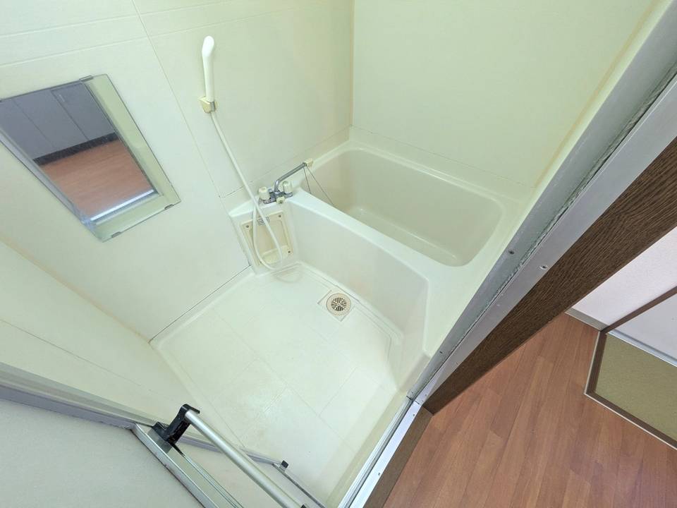 バス・シャワールーム　浴室