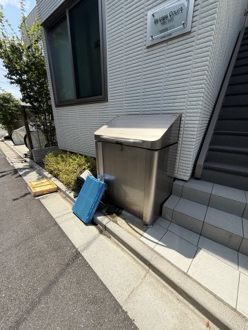 その他設備　敷地内ゴミストッカー