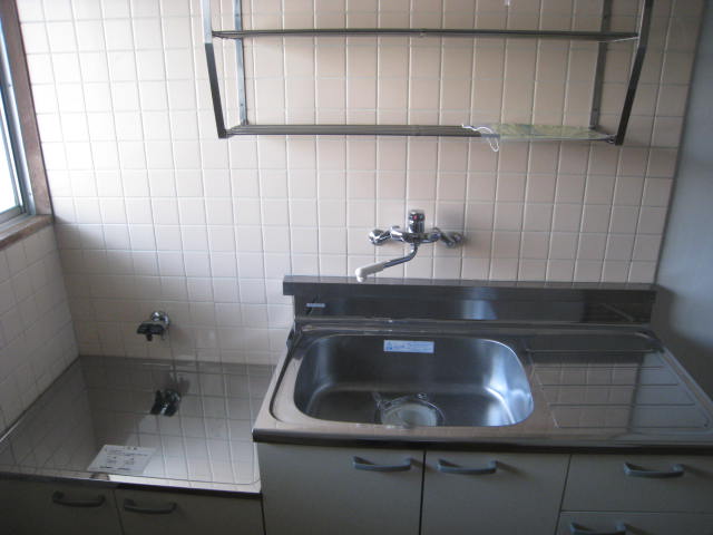 キッチン　※別のお部屋の写真です。現況を優先させていただきます。