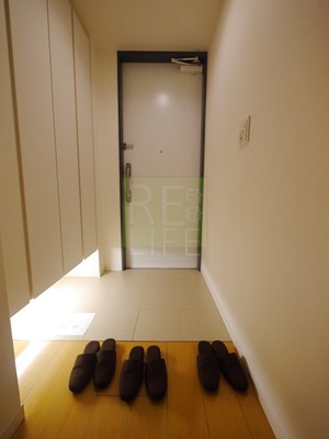 玄関　フレンシア外苑西
