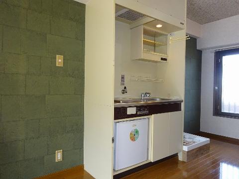 プラットホーム川端通り　キッチン　キッチン