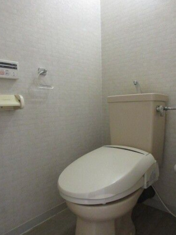 八尾南ハウスのトイレ写真