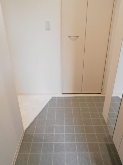 玄関　シューズＢＯＸ完備♪