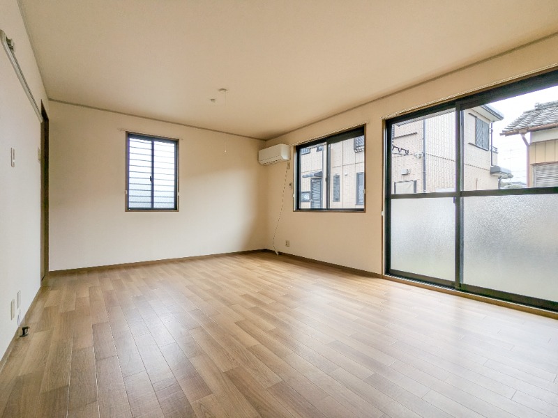 居室・リビング　図面と現状に相違がある場合には現状を優先