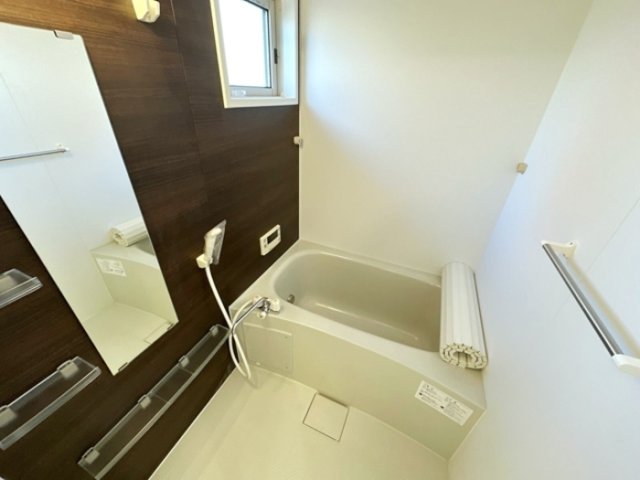 バス・シャワールーム　換気暖房乾燥機付き浴室