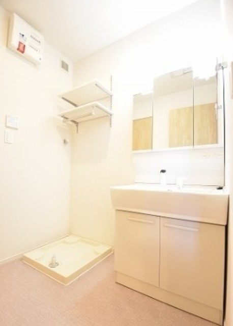 洗面設備　同仕様