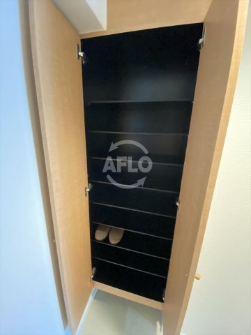 収納　サムティ中之島公園南　シューズボックス