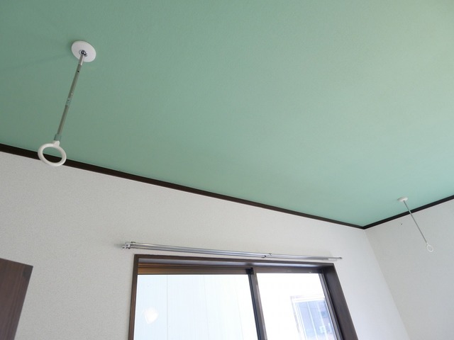 その他設備　室内物干し