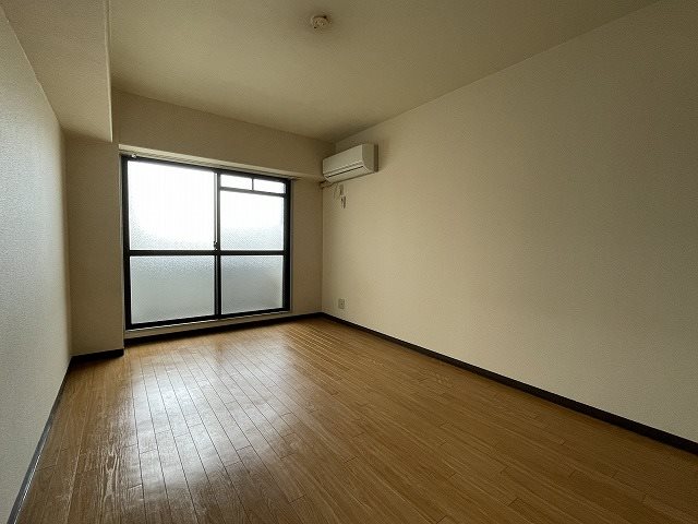 居室・リビング　別部屋