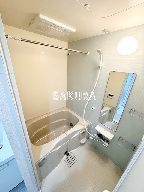 バス・シャワールーム　日々の疲れを癒すお風呂です♪