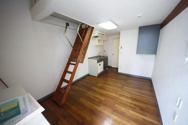 居室・リビング　★ロフト付き物件★