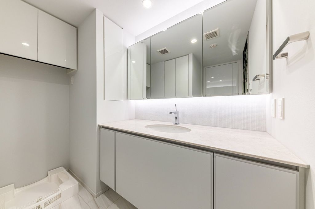 洗面設備　独立洗面台