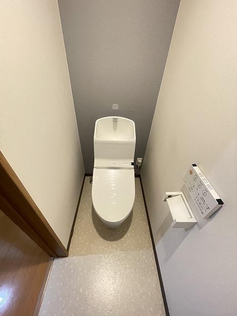 トイレ　トイレ