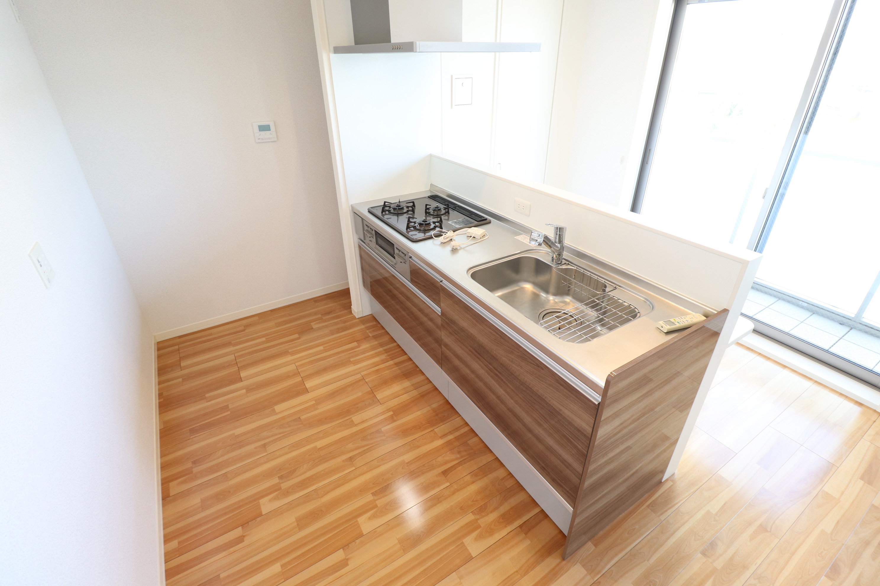 キッチン　3口コンロで使いやすいキッチン♪