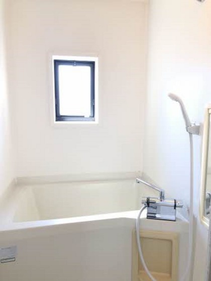 バス・シャワールーム　他号室のお写真です