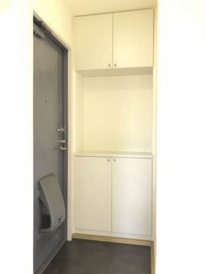 玄関　他号室のお写真です