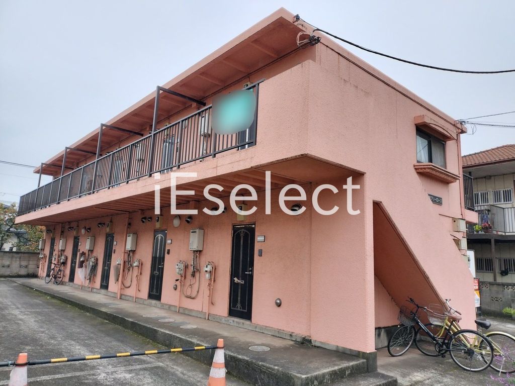 建物外観　閑静な住宅街に立地