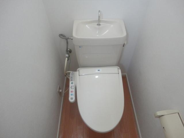 トイレ　シャワー付トイレ
