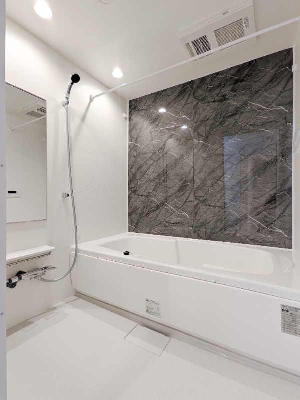 バス・シャワールーム　図面と現状に相違がある場合には現状を優先