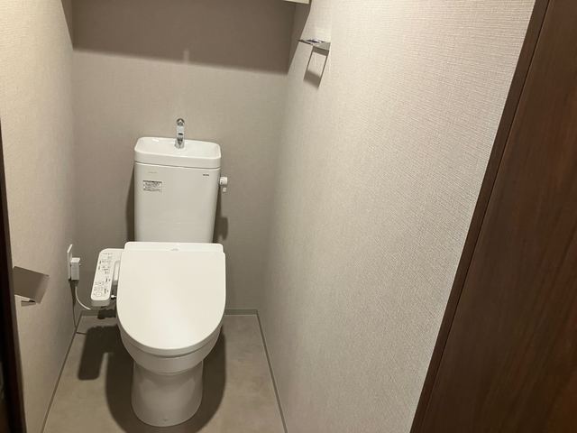 トイレ　※写真は同タイプ住戸です。