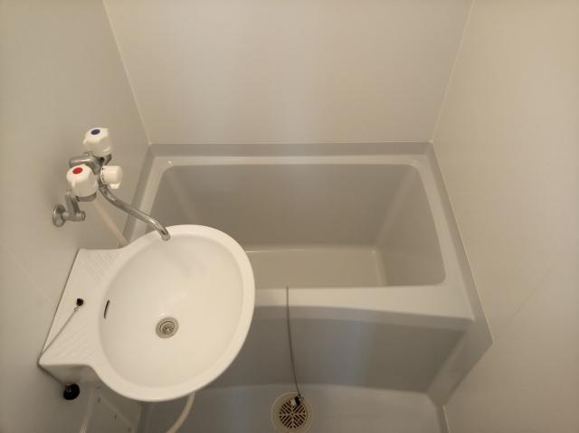 バス・シャワールーム　同タイプ