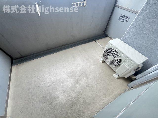 バルコニー　陽当たり良好なバルコニーです