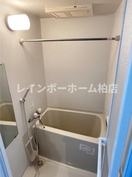 バス・シャワールーム　お風呂で日々の疲れを落としましょう