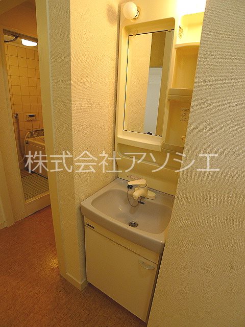 洗面設備　洗面化粧台