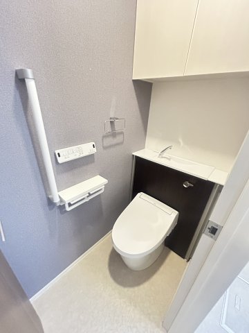 トイレ　コンパクトで使いやすいトイレです