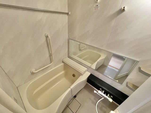 バス・シャワールーム　日々の暮らしに欠かせないお風呂です
