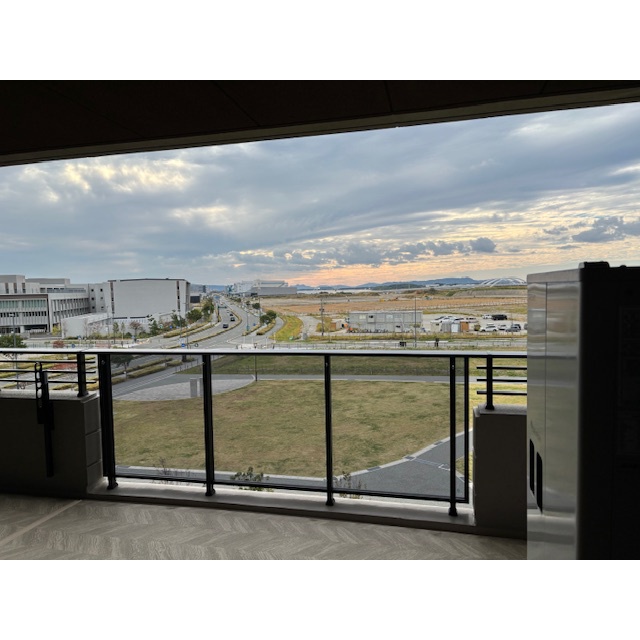 バルコニー　バルコニー