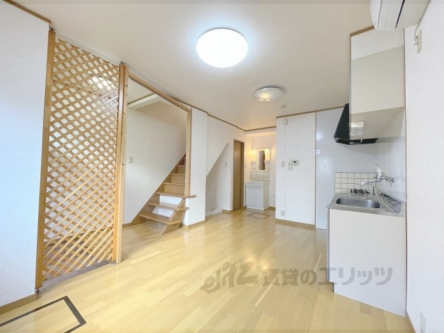 居室・リビング　リビング