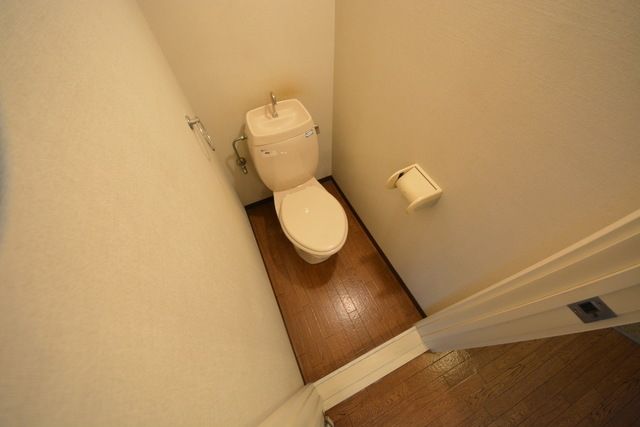 トイレ　トイレ