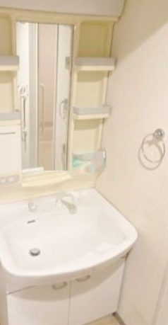 洗面設備　広い洗面スペース