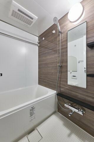 バス・シャワールーム　別タイプ部屋　参考写真です