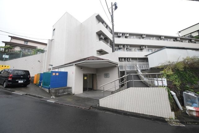 建物外観　☆内見のご予約はタウンハウジング八王子店まで☆