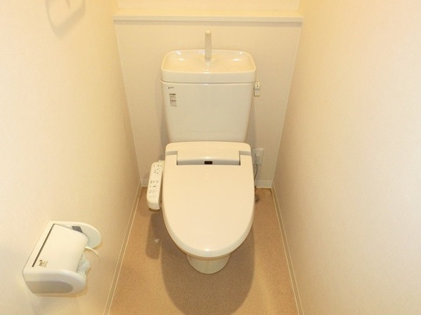 トイレ　ウォシュレット！