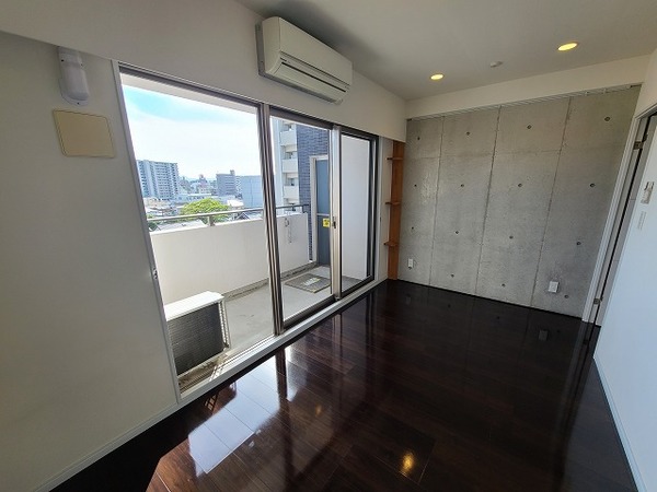 居室・リビング　リビング